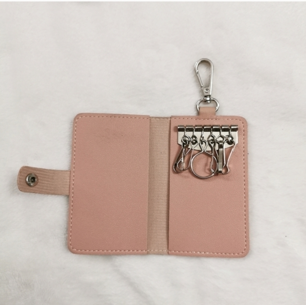Key cardholders faux leather in silver hardware
